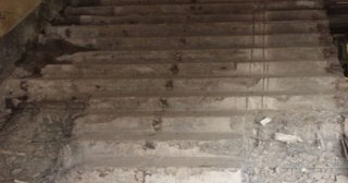 Демонтаж ступеней в Вязьме: гранитные, деревянные, ЖБ - расценка в смете от 306 руб.